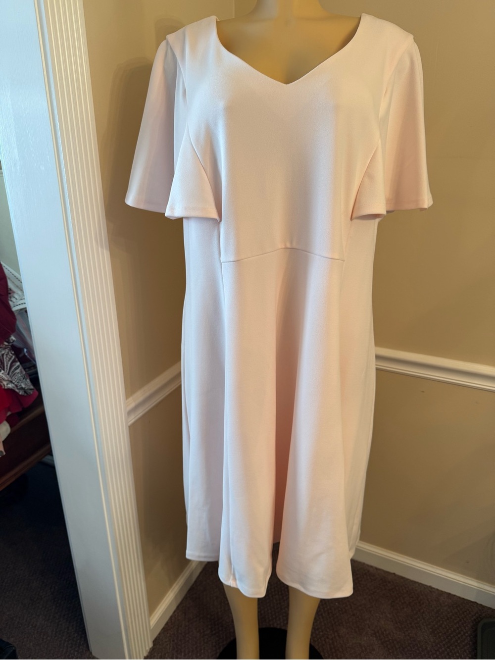 Liz Claiborne Soft Pink V-Neck Midi Dress